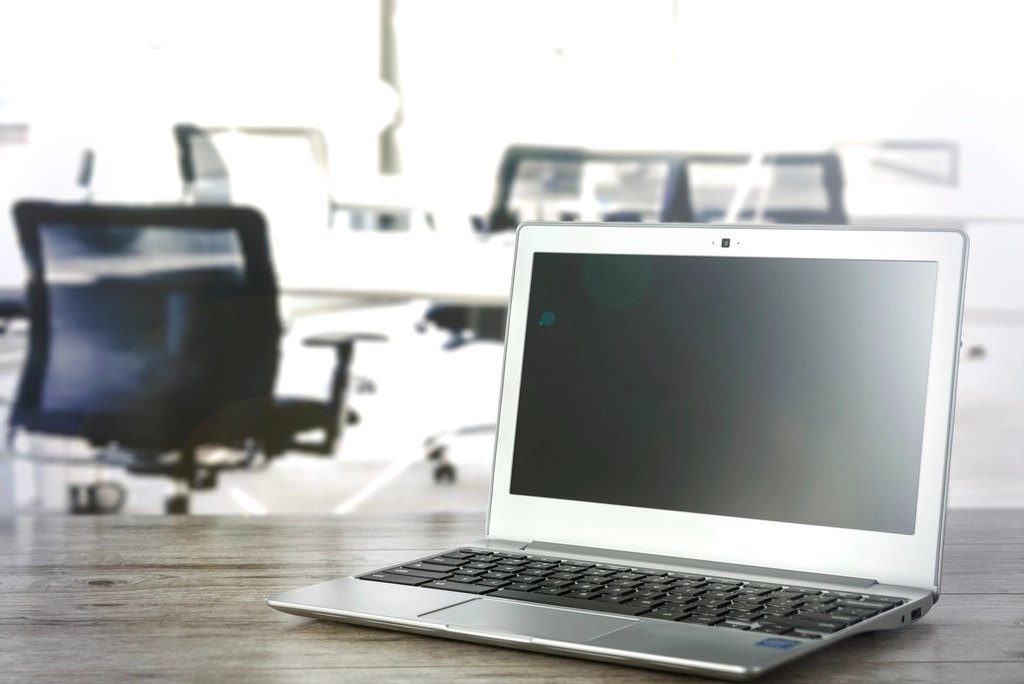 Free laptop office image